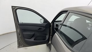 Used 2016 Renault Kwid [2015-2019] 1.0 RXT AMT Petrol Automatic interior LEFT FRONT DOOR OPEN VIEW