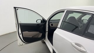 Used 2018 Hyundai Grand i10 [2017-2020] Magna 1.2 Kappa VTVT Petrol Manual interior LEFT FRONT DOOR OPEN VIEW
