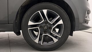 Used 2021 Tata Tiago XZA+ AMT Petrol Automatic tyres RIGHT FRONT TYRE RIM VIEW