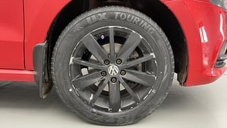 Used 2017 Volkswagen Polo [2014-2020] Highline 1.5 (D) Diesel Manual tyres RIGHT FRONT TYRE RIM VIEW