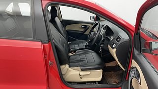 Used 2017 Volkswagen Polo [2014-2020] Highline 1.5 (D) Diesel Manual interior RIGHT SIDE FRONT DOOR CABIN VIEW