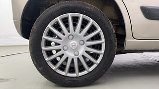 Used 2014 Maruti Suzuki Wagon R 1.0 [2010-2019] VXi Petrol Manual tyres RIGHT REAR TYRE RIM VIEW