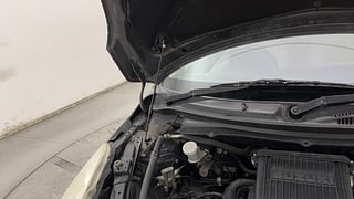 Used 2016 Maruti Suzuki Swift [2011-2017] VXi Petrol Manual engine ENGINE RIGHT SIDE HINGE & APRON VIEW