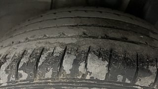 Used 2016 Hyundai Elite i20 [2014-2018] Asta 1.2 Petrol Manual tyres LEFT REAR TYRE TREAD VIEW