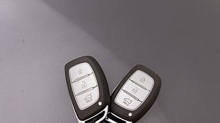 Used 2017 Hyundai Elite i20 [2014-2018] Asta 1.2 (O) Petrol Manual extra CAR KEY VIEW