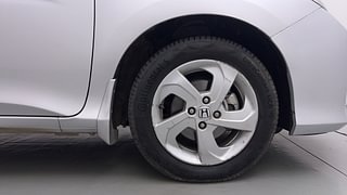 Used 2014 Honda City VX CVT Petrol Automatic tyres RIGHT FRONT TYRE RIM VIEW