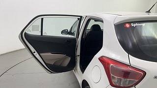 Used 2018 Hyundai Grand i10 [2017-2020] Magna 1.2 Kappa VTVT Petrol Manual interior LEFT REAR DOOR OPEN VIEW