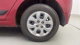 Used 2015 Hyundai Elite i20 [2014-2018] Sportz 1.2 Petrol Manual tyres LEFT REAR TYRE RIM VIEW
