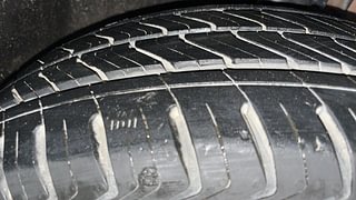 Used 2017 Volkswagen Polo [2014-2020] Highline 1.5 (D) Diesel Manual tyres LEFT FRONT TYRE TREAD VIEW