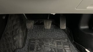 Used 2021 Kia Seltos HTX G Petrol Manual interior PEDALS VIEW