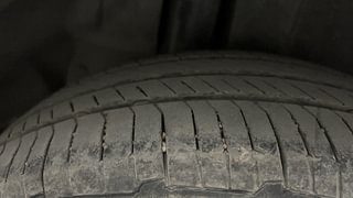 Used 2013 Maruti Suzuki Ertiga [2012-2015] VDi Diesel Manual tyres RIGHT REAR TYRE TREAD VIEW