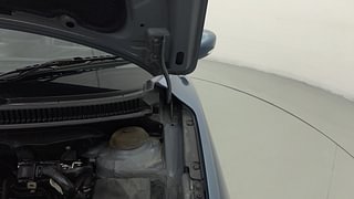 Used 2016 Maruti Suzuki Baleno [2015-2019] Delta Petrol Petrol Manual engine ENGINE LEFT SIDE HINGE & APRON VIEW