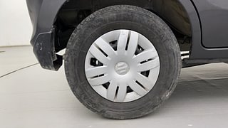 Used 2021 Maruti Suzuki Alto 800 Lxi (O) Petrol Manual tyres RIGHT REAR TYRE RIM VIEW