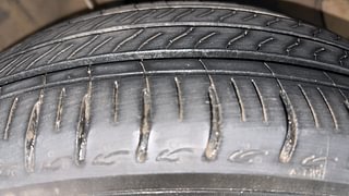 Used 2023 Hyundai Aura SX 1.2 Petrol Petrol Manual tyres RIGHT FRONT TYRE TREAD VIEW