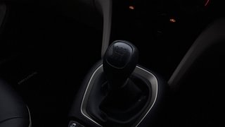 Used 2022 Hyundai New Santro 1.1 Sportz MT Petrol Manual interior GEAR  KNOB VIEW