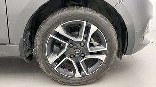 Used 2024 Tata Tiago XZA+ AMT Petrol Automatic tyres RIGHT FRONT TYRE RIM VIEW