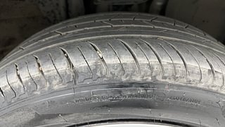 Used 2021 Nissan Magnite XL Turbo Petrol Manual tyres RIGHT FRONT TYRE TREAD VIEW