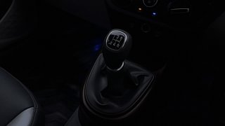 Used 2023 Hyundai Aura SX 1.2 Petrol Petrol Manual interior GEAR  KNOB VIEW
