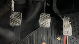 Used 2021 Maruti Suzuki Alto 800 Lxi (O) Petrol Manual interior PEDALS VIEW