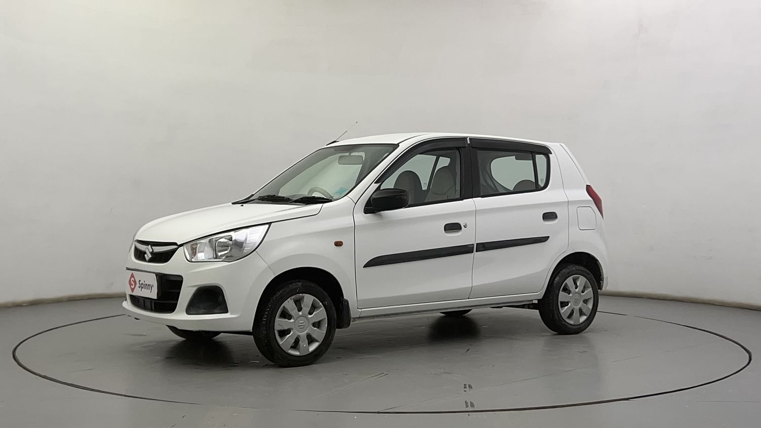 LEFT FRONT CORNER VIEW