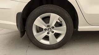 Used 2020 Skoda Rapid New [2020-2022] Ambition Petrol Petrol Manual tyres RIGHT REAR TYRE RIM VIEW