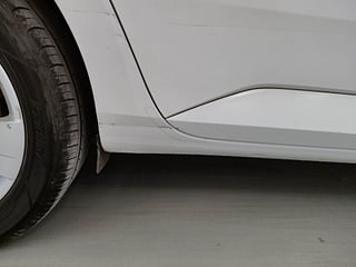 Used 2019 Skoda Superb [2016-2020] Style TSI MT Petrol Manual dents MINOR SCRATCH