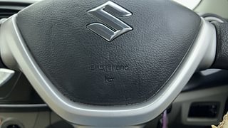 Used 2018 Maruti Suzuki Alto K10 [2014-2019] VXI AMT (O) Petrol Automatic top_features Airbags