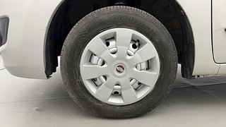 Used 2015 Maruti Suzuki Wagon R 1.0 [2010-2019] LXi Petrol Manual tyres LEFT FRONT TYRE RIM VIEW