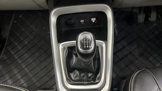 Used 2021 Kia Sonet HTX 1.0 iMT Petrol Manual interior GEAR  KNOB VIEW