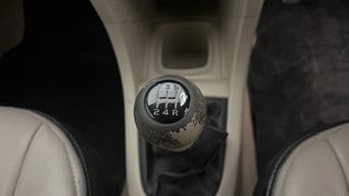 Used 2013 Maruti Suzuki Ertiga [2012-2015] VDi Diesel Manual interior GEAR  KNOB VIEW