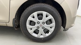 Used 2019 Hyundai New Santro 1.1 Sportz AMT Petrol Automatic tyres RIGHT FRONT TYRE RIM VIEW
