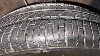 Used 2022 Hyundai New Santro 1.1 Sportz MT Petrol Manual tyres RIGHT FRONT TYRE TREAD VIEW