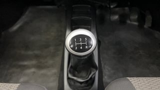 Used 2015 Maruti Suzuki Wagon R 1.0 [2010-2019] LXi Petrol Manual interior GEAR  KNOB VIEW