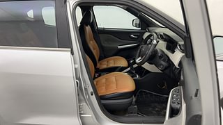 Used 2021 Nissan Magnite XL Turbo Petrol Manual interior RIGHT SIDE FRONT DOOR CABIN VIEW