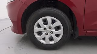 Used 2015 Hyundai Elite i20 [2014-2018] Magna 1.2 Petrol Manual tyres LEFT FRONT TYRE RIM VIEW