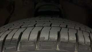 Used 2023 Toyota Innova Crysta 2.7 VX 7 STR Petrol Manual tyres RIGHT FRONT TYRE TREAD VIEW