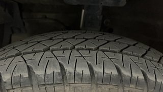 Used 2014 Maruti Suzuki Swift [2014-2017] VDi (O) Diesel Manual tyres LEFT FRONT TYRE TREAD VIEW