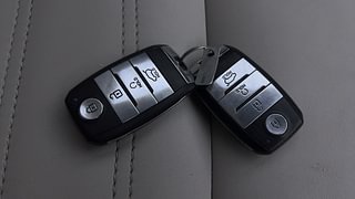 Used 2021 Kia Sonet HTX 1.0 iMT Petrol Manual extra CAR KEY VIEW