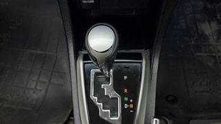 Used 2014 Toyota Corolla Altis [2014-2017] G AT Petrol Petrol Automatic interior GEAR  KNOB VIEW