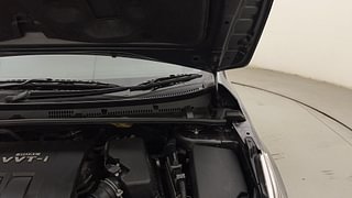 Used 2014 Toyota Corolla Altis [2014-2017] G AT Petrol Petrol Automatic engine ENGINE LEFT SIDE HINGE & APRON VIEW