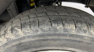 Used 2021 Maruti Suzuki Alto 800 Lxi (O) Petrol Manual tyres LEFT REAR TYRE TREAD VIEW