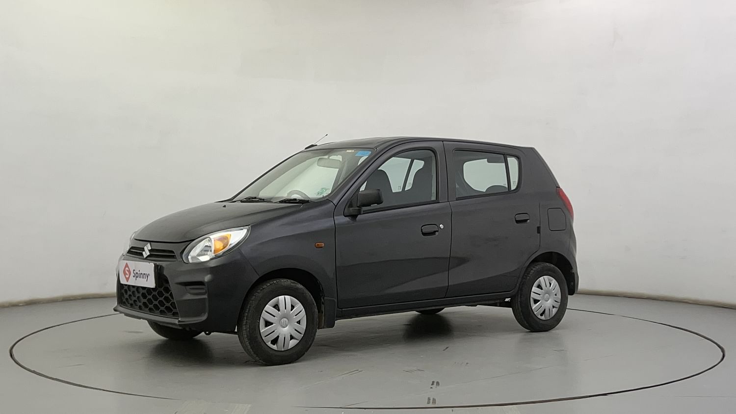 LEFT FRONT CORNER VIEW