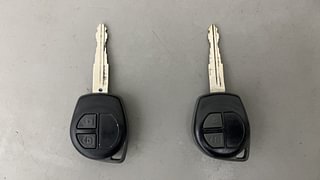 Used 2014 Maruti Suzuki Swift [2014-2017] VDi (O) Diesel Manual extra CAR KEY VIEW