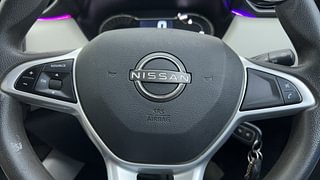 Used 2021 Nissan Magnite XL Turbo Petrol Manual top_features Steering mounted controls