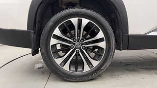 Used 2021 MG Motors Hector Plus Sharp 2.0 Diesel Turbo MT 6-STR Diesel Manual tyres RIGHT REAR TYRE RIM VIEW