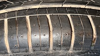 Used 2019 Hyundai New Santro 1.1 Sportz AMT Petrol Automatic tyres RIGHT FRONT TYRE TREAD VIEW