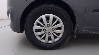 Used 2014 hyundai i10 Sportz 1.1 Petrol Petrol Manual tyres LEFT FRONT TYRE RIM VIEW