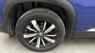 Used 2021 MG Motors Hector Plus Sharp 2.0 Diesel Turbo MT 6-STR Diesel Manual tyres RIGHT REAR TYRE RIM VIEW