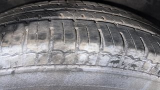 Used 2014 hyundai i10 Sportz 1.1 Petrol Petrol Manual tyres RIGHT REAR TYRE TREAD VIEW