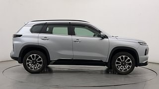 Used 2022 Maruti Suzuki Grand Vitara Alpha Smart Hybrid AllGrip Petrol Manual exterior RIGHT SIDE VIEW